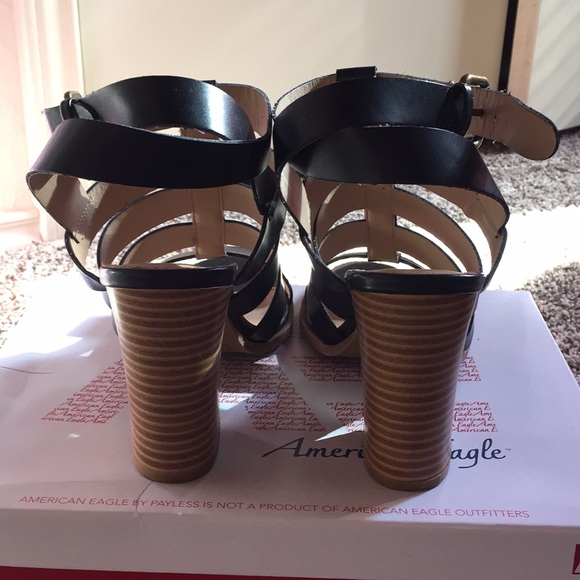 Summer Heels - Picture 2 of 3